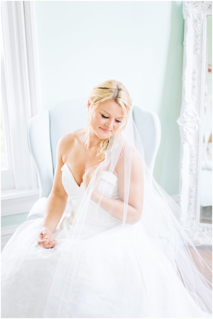 Classic Southern Bride Raleigh Wedding Photographer
