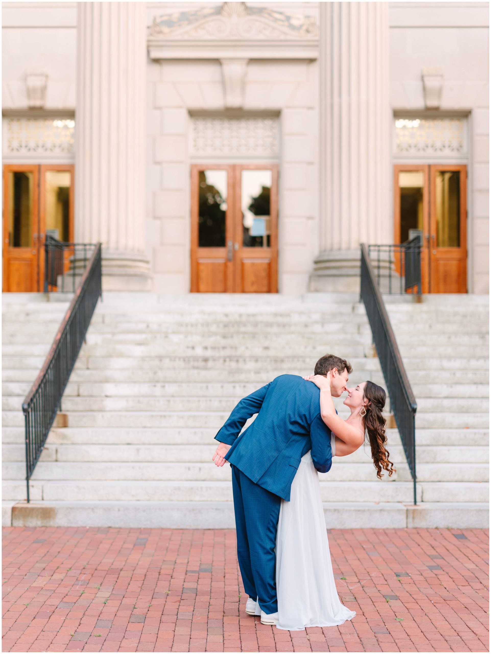 Engagement session tips from a wedding photographer 